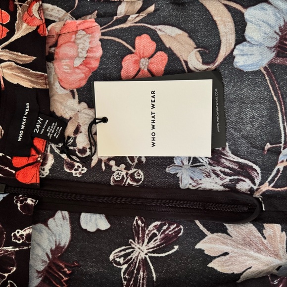 24W Who What Wear Floral Mini Skirt Lace Trim - Picture 6 of 6